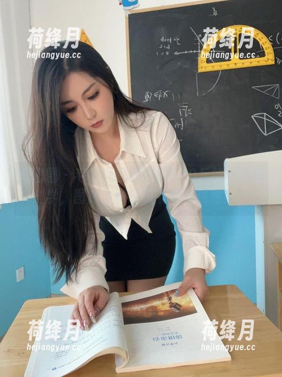 微密圈 - 毛衣慢慢陪伴的120斤的小王同学，图库素材现在下载有优惠！