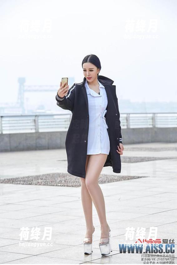 在爱丝，瑜伽和定制结合，图片喊你来一起放松！