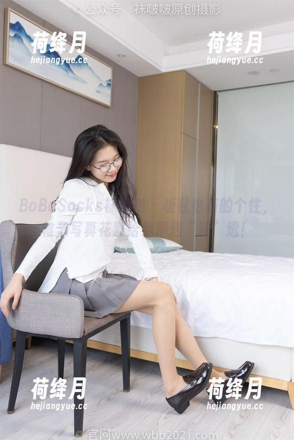 BoBoSocks袜啵啵 - 板鞋也有的个性，稚予写真花絮给你精选“鞋”透！