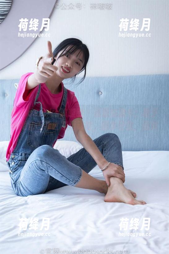 BoBoSocks袜啵啵 - 资源交流卡：稚予和她的巴黎世家运动鞋，脚步轻盈，脑洞大开。