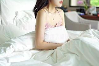 Feilin嗲囡囡 – 七月的施忆佳KITTY，轻松拿下夏日写真，图册简直像是用了魔法？