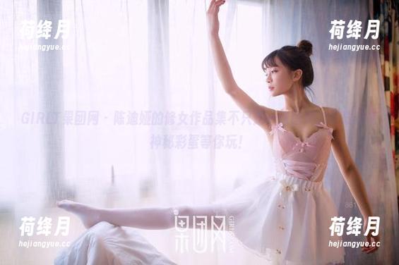 GIRLT果团网 - 陈迪娅的修女作品集不只是一张图片，下载后有神秘彩蛋等你玩！