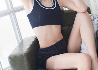 IMiss爱蜜社 – 更新！艾米Amy用一套职业装定义了“上班太帅也会迟到”！