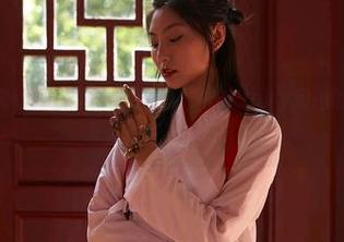 MiiTao蜜桃社 – 福利不止于此，佩琦Pinky和她的双人写真，血槽满满。