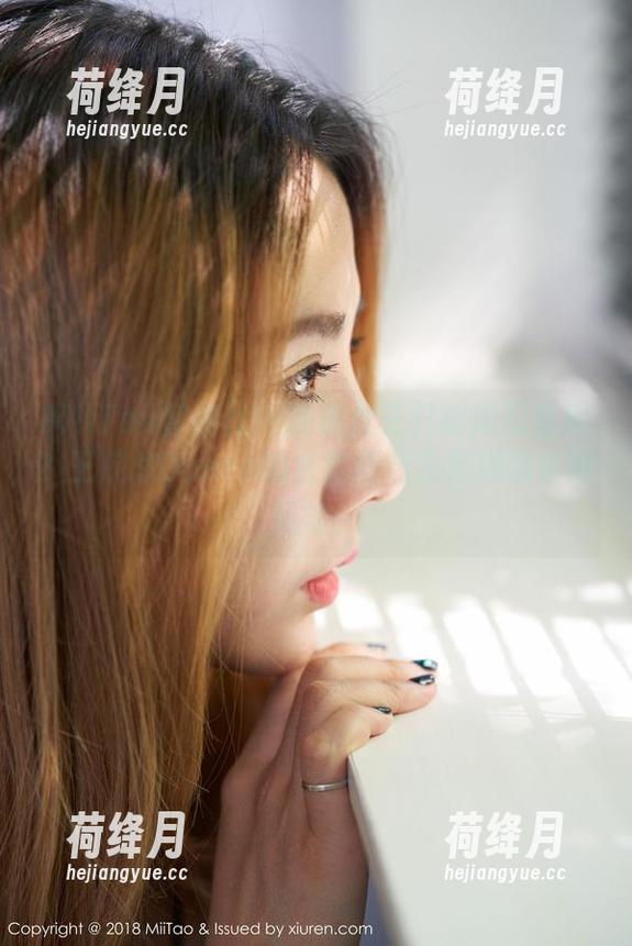 MiiTao蜜桃社 - 谁说女王只能搭配皇冠？王婉悠Queen的全套图包为你揭晓各种玩法！