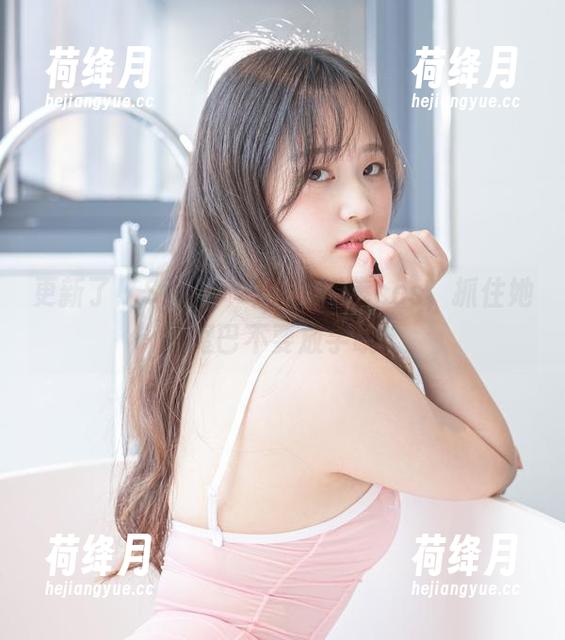更新了！Sia(시아)的喵喵拳cos，抓住她的尾巴不要放手哦！