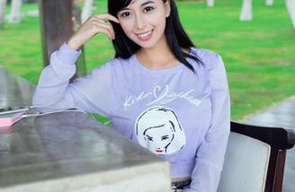 TuiGirl推女郎 – 何奕恋的私拍，修女套图，让我飘了～