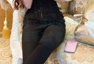 TuiGirl推女郎 – 别掉进松果儿的纯白资源里，那里可是个迷失的地方。