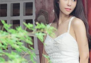 UGirls尤果网 – 周心情的校服写真集分享，就像是翻龟儿时的相册，觉得自己也年轻了好多年。