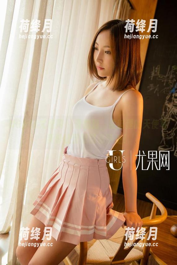 UGirls尤果网 - 没想到，孟狐狸的天使写真能让壁纸这么热乎！