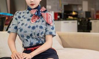 XINGYAN星颜社 – 是时候享受李丽莎的泳池美图资源了，别害羞哦！