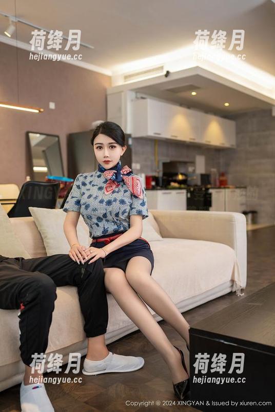 XINGYAN星颜社 - 是时候享受李丽莎的泳池美图资源了，别害羞哦！