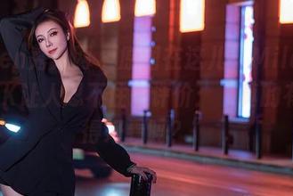 Xiuren秀人网 – 原图在这儿，Mila豆嘟嘟的JK让人忍不住想评价：“真的有人觉得好看吗？”