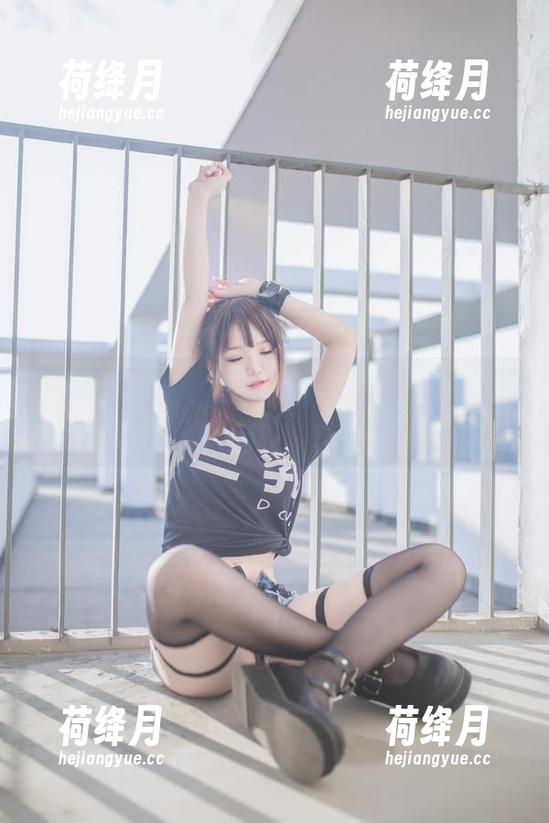 红裙走一遭，Yoko宅夏的cos合集不说抱歉了，反正我喜欢