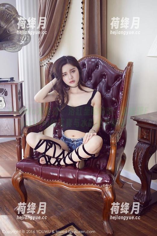 YouWu尤物馆 - 浴缸里的呐喊：孟狐狸FoxYini的写真与水的轻声细语？