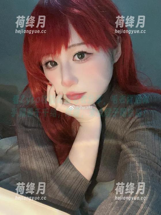 看Zyra秋的高清毛衣分享，毛衣背后似乎藏着千千结，哎呀，来点段子吧哈哈！