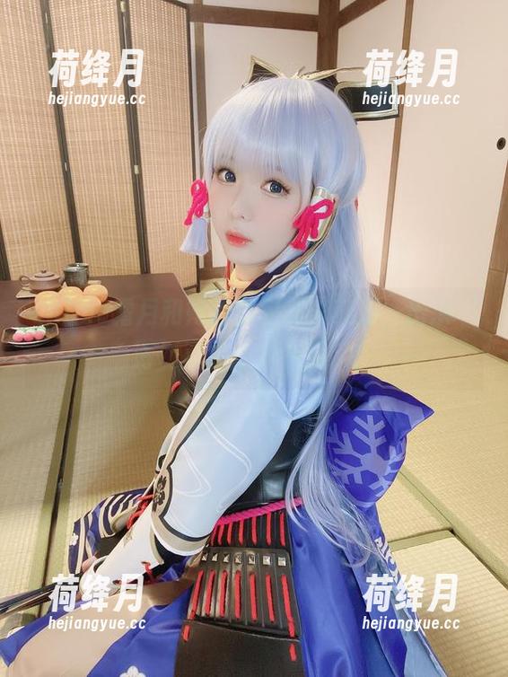 shimo霜月和她的图包艾米莉亚，出演‘请勿暴露于龙卷风’！