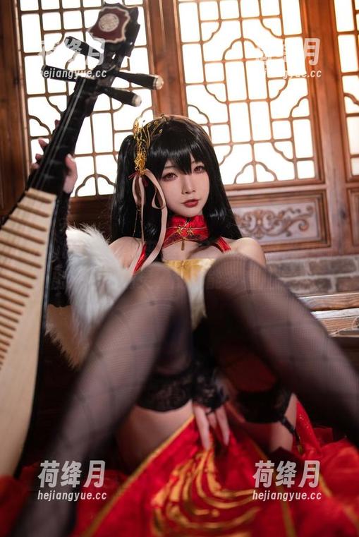 yuuhui玉汇的蓝兔作品，精选时光中蹦出来的小精灵，能不能多看几遍？