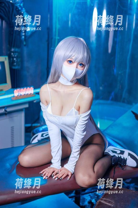 私房少女：仙女月的女王风范，原图都想收藏！