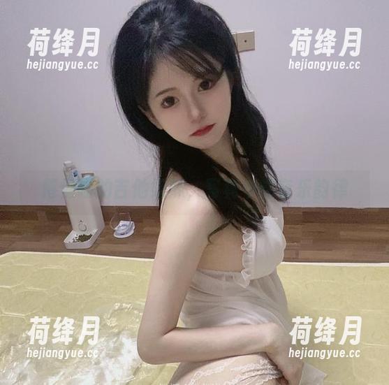 倦倦喵的吉他妹妹，写真中的音乐韵律