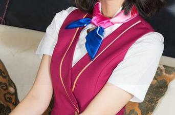 克拉女神 – 这张夏日写真都快让我流汗，忆之真是天才啊，哈哈！
