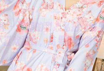 克拉女神 – 慕菲的甜心私拍：我原本以为我不喜欢甜食，结果被套图逆袭！
