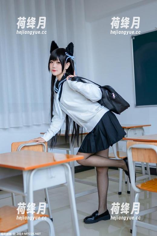 喵糖映画户外JK制服新图包上线，这是要撩人到几分的节奏呢？