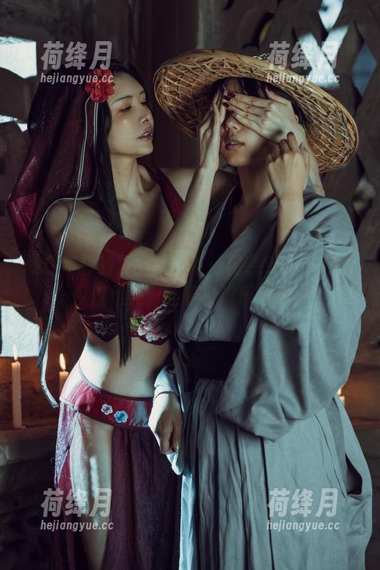 暴露年龄的夏小秋秋秋：星奈29‘cos要不仅仅是美，还要有娱乐精神’！