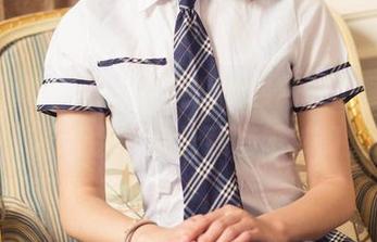 头条女神 – 哇，信悦儿的最新礼服图集，来看看会不会让我有婚纱幻觉