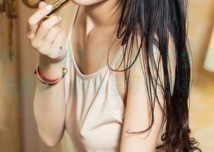 头条女神 – 白裙子与风是否也会相遇？周熙妍的美图里，图集里可能更有意思哦！