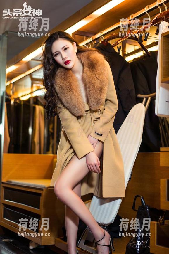头条女神 - 迪爱儿自己的高清自拍，资源分享，快来收图！