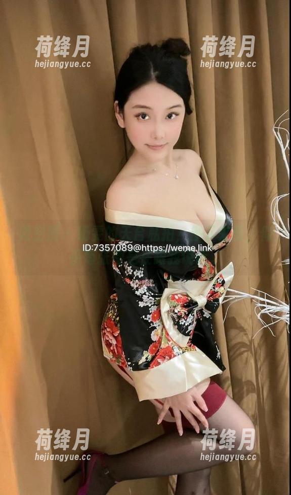 微密圈 - 奶雯的天台私拍,停下来看,似乎每张都是在跟我说话。 微密圈 - 奶雯的天台私拍,停下来看,似乎每张都是在跟我说话。