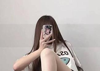 微密圈 – 婉柔yyyy在白衬衫里的在线姿态，原图一出妥妥的回头率爆表！