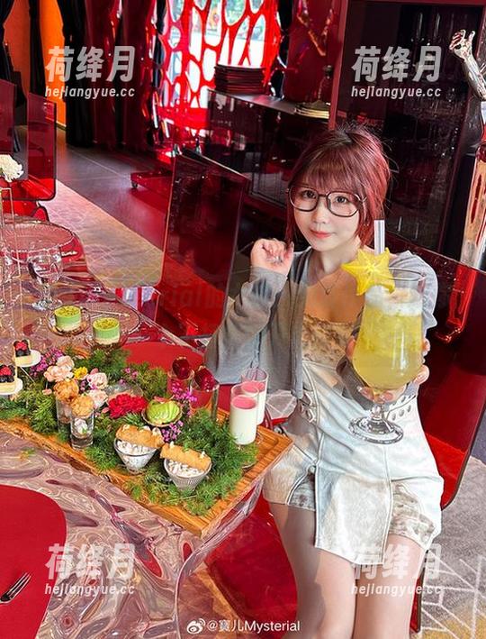宝儿mysterial的女孩：免费作品，给你一个不打折的开心时光