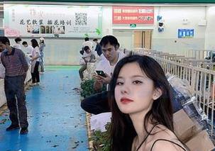 微密圈 – 就是阿朱啊的写真，飞机跃然而出，难以忽视的套图诱惑
