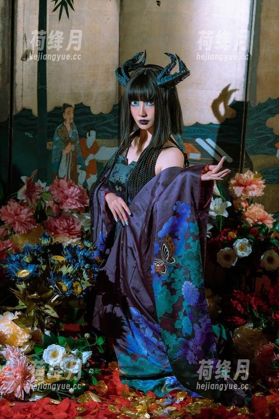 一个乱入的岛田云溪，敦煌馆里高清图库里的幽默小细节，卸下了严肃。