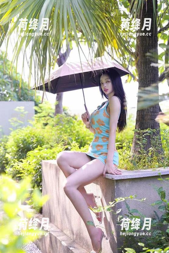 微密圈 - 徐珺大哥的图库新作，纯白就是“你有白衣，我有白裙”的日常！