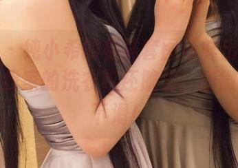 推女神 – 纯小希的棉袜套图新鲜出炉！这袜子比我家的洗衣机还脆弱，稍微一碰就下滑！