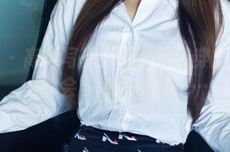 推女郎 – 高清写真：当李丽莎穿上校服时，你会多想几秒钟……