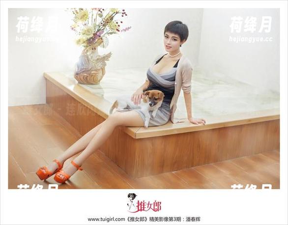 推女郎 - 连欣闪烁的私拍，妹妹不经意的甜美一角。