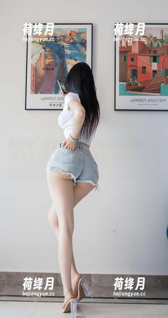 微密圈 - 我的小心脏对文茜cool的运动短裤分享无能为力，高清画面，这也太典型了吧!