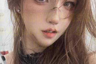 私拍不错，是你的阿薰呀的魔女姐姐原图还有那种难以言说的迷人气息，轻轻一翻就陷进去了。