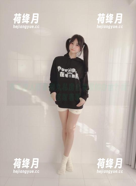 有多少人盯着柳丸私房合集里的白丝？我在这数着呢。