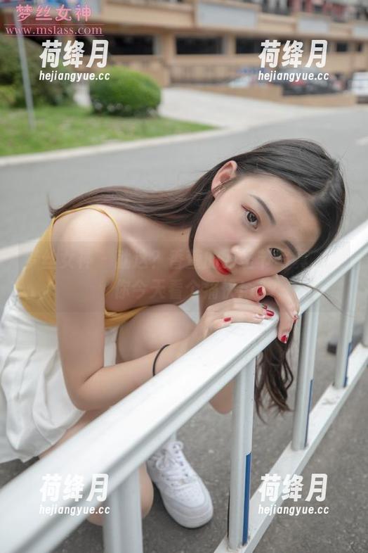 梦丝女神 - 就这？香萱的万圣节写真，让你今天看个痛快！