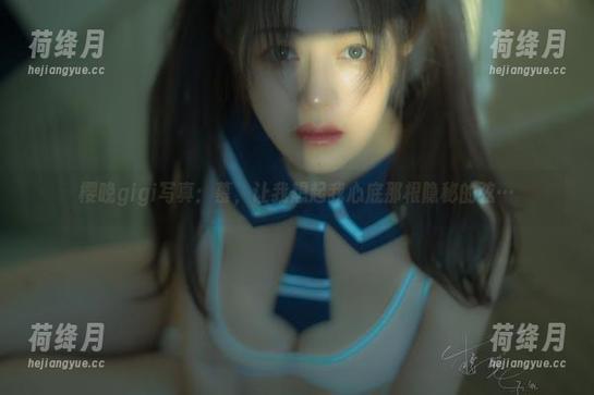 樱晚gigi写真：慕，让我想起我心底那根隐秘的弦…
