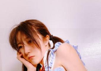 这就是樱晚gigi的棉袜私拍，图集不一样的温度