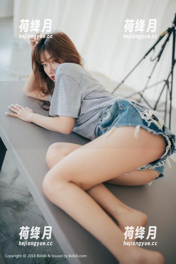 波萝社 - 深入大理，柳侑绮Sevenbaby的高清旅拍等你来下载