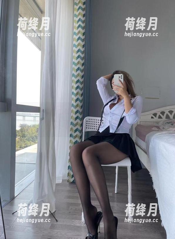 微密圈 - 洁己u的豹纹套装，这样的定制，应该再配个豹子才对吧？
