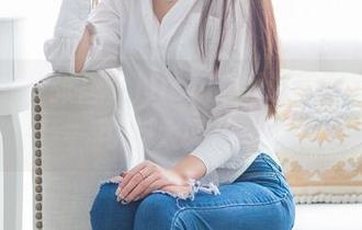 爱蜜社 – 张思允Nice的海边美图，海浪可别太调皮啊