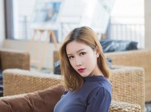 爱蜜社 – 职业装里藏不住的张静雅miya，最新图库观赏会来袭！